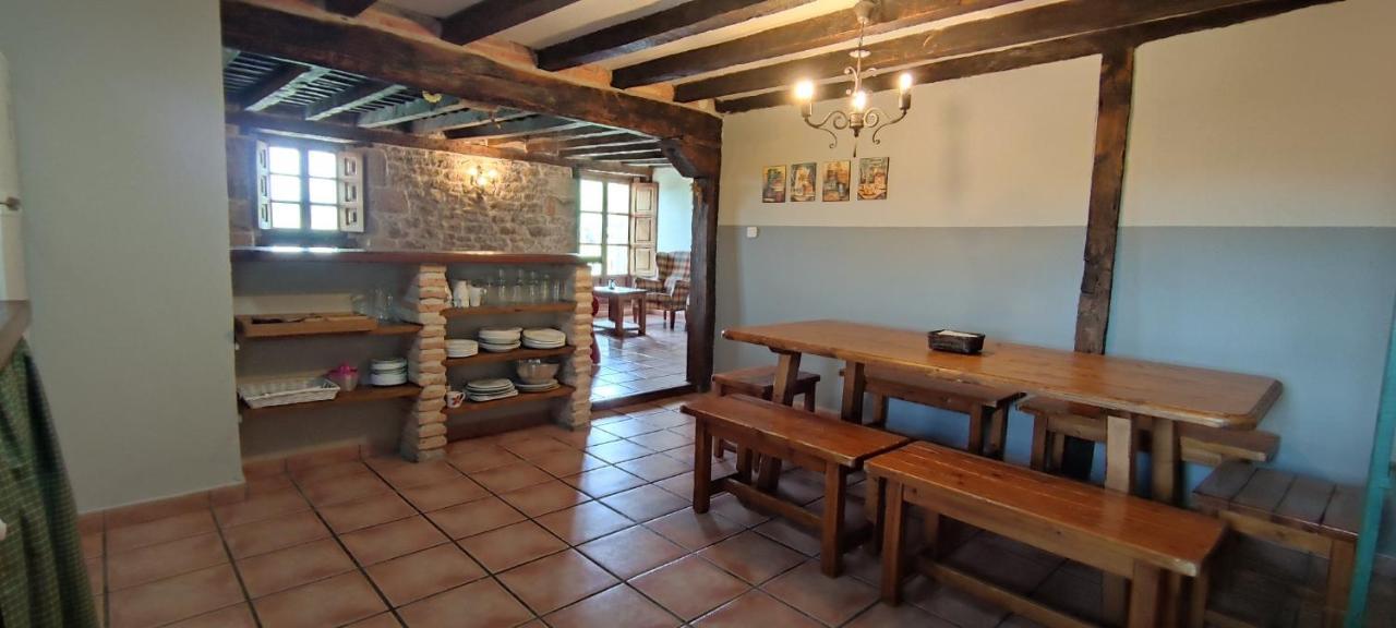 Casa Rural La Toba I Y II Bezana Екстериор снимка