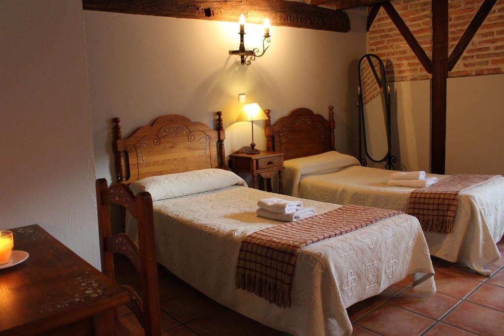 Casa Rural La Toba I Y II Bezana Екстериор снимка