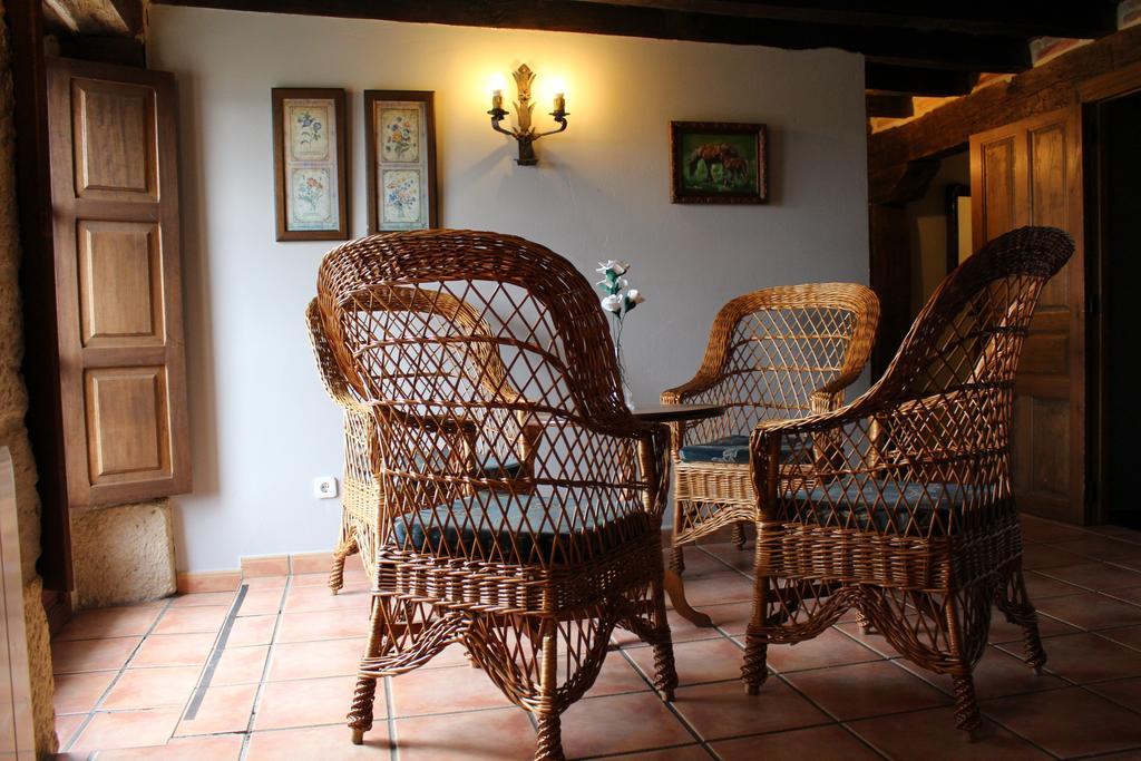 Casa Rural La Toba I Y II Bezana Екстериор снимка