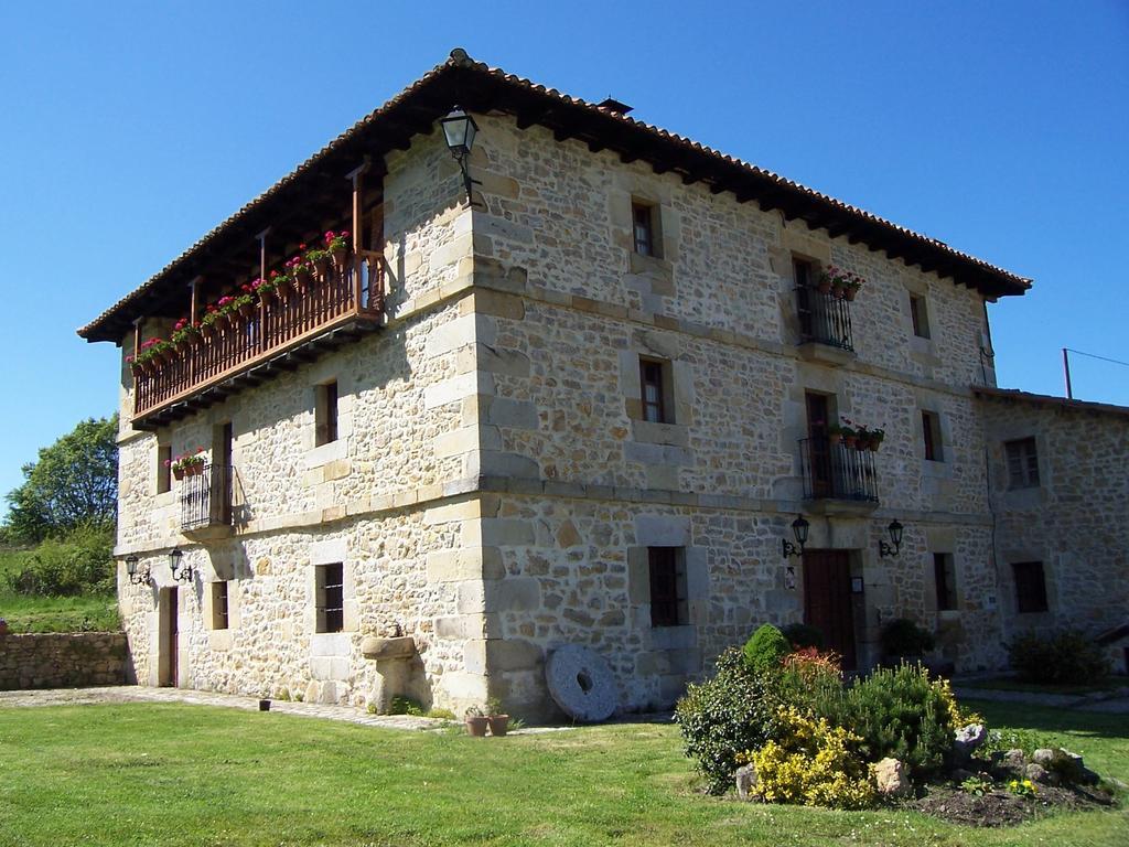 Casa Rural La Toba I Y II Bezana Екстериор снимка