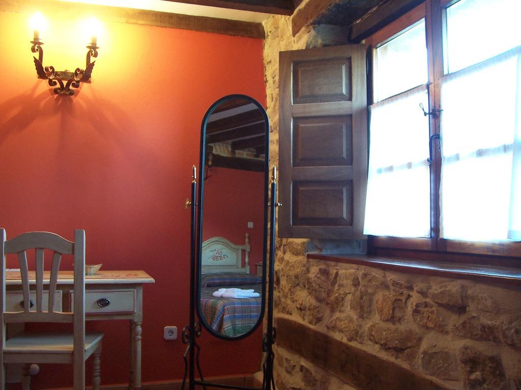 Casa Rural La Toba I Y II Bezana Стая снимка