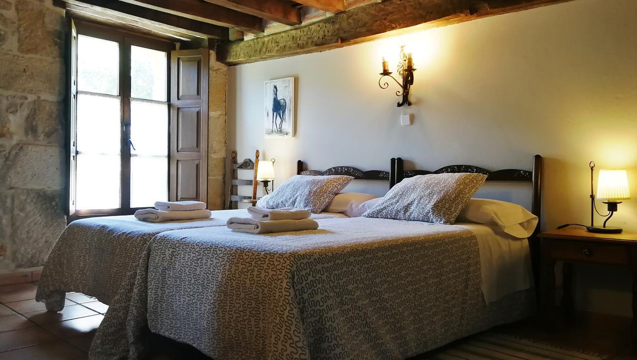 Casa Rural La Toba I Y II Bezana Екстериор снимка