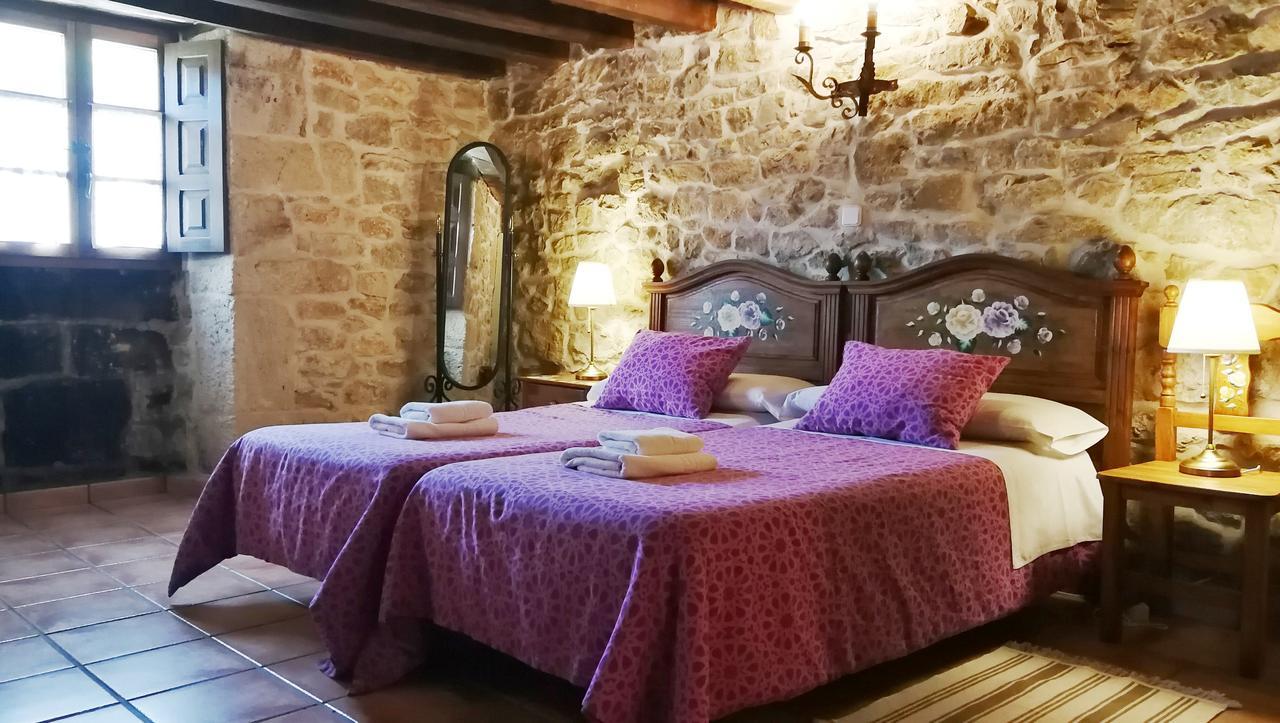 Casa Rural La Toba I Y II Bezana Екстериор снимка